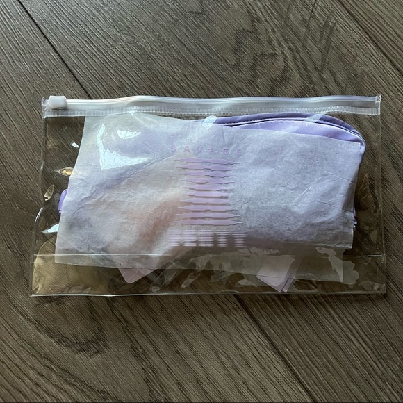 Savage Fenty Sleep Mask - Picture 3 of 5